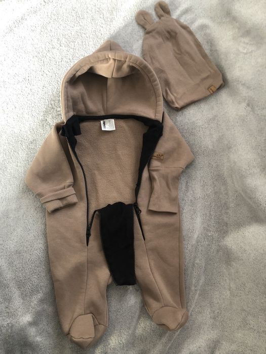 Kombinezon niemowlęcy