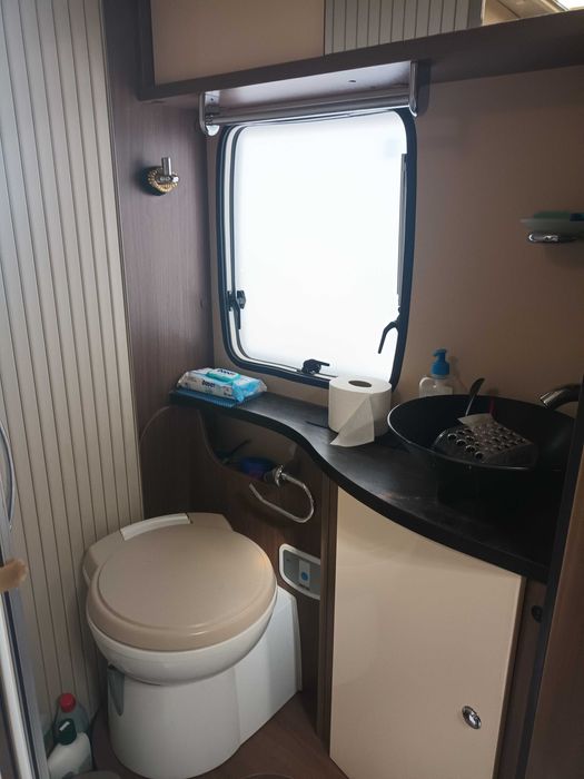 Autocaravana challenger cama central