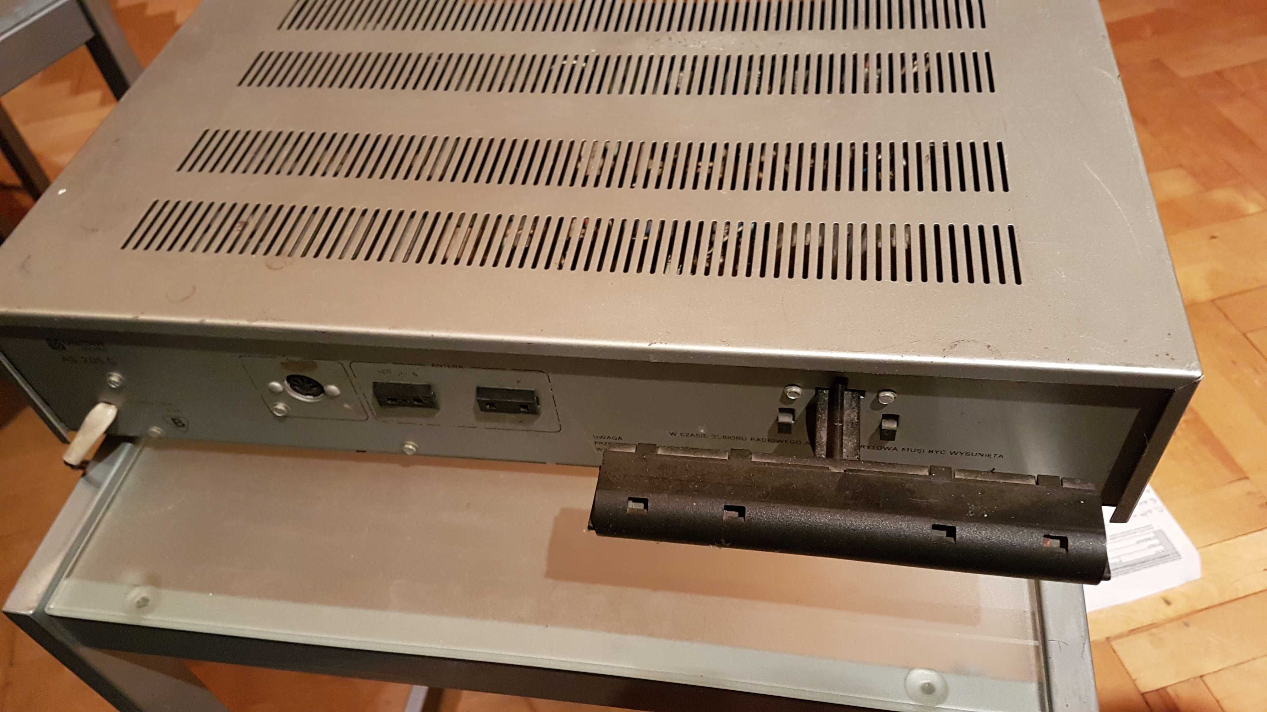 Unitra Diora Tuner Stereo Faust 205s