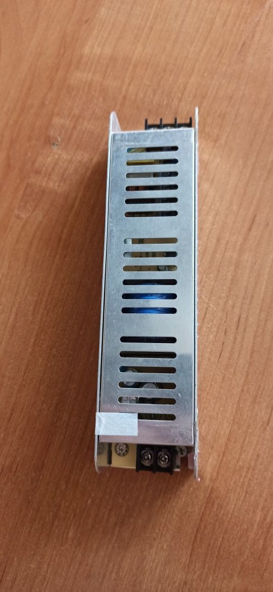 Блок живлення 12v 10A/5А