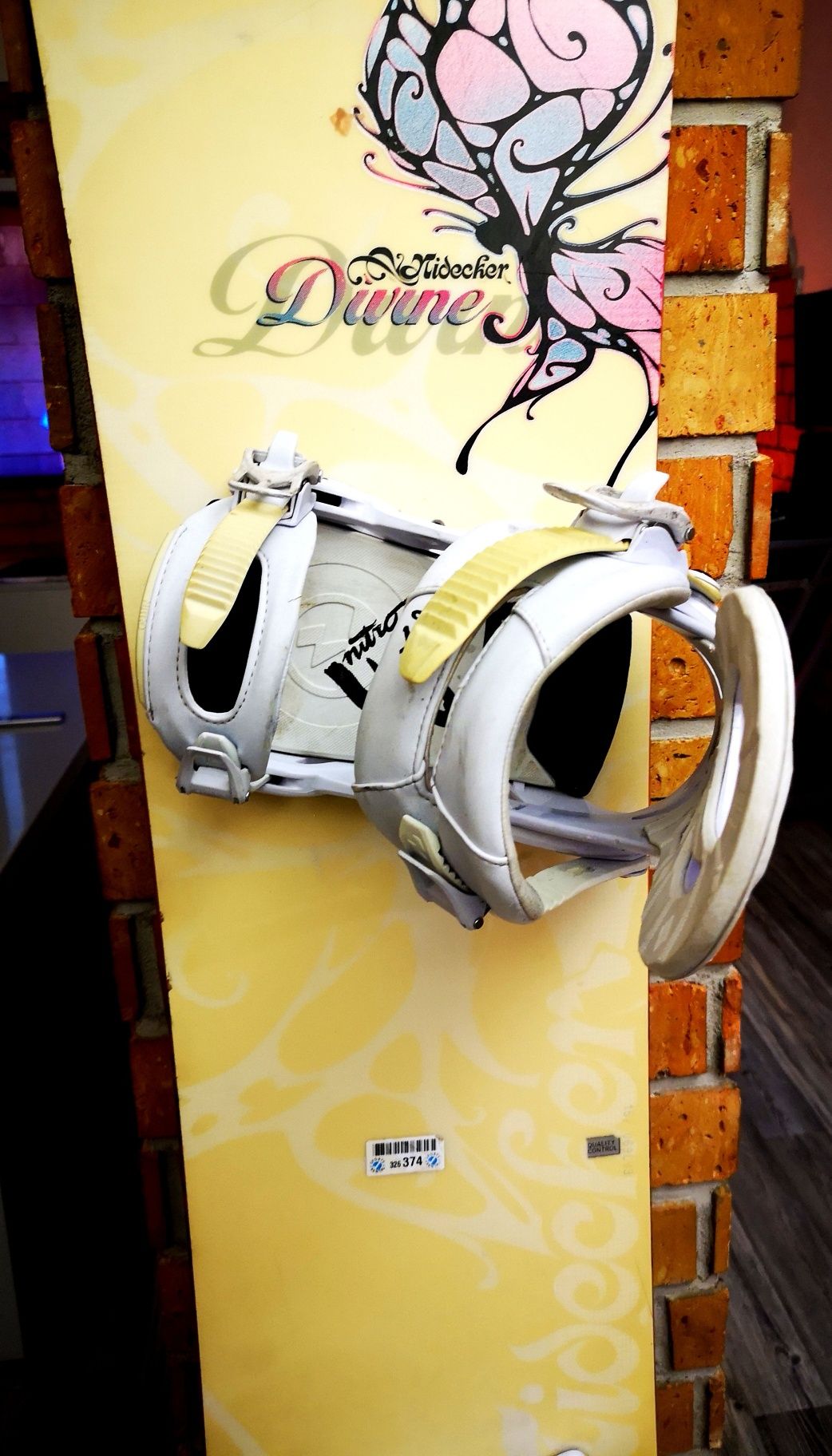 Deska snowboardowa 152