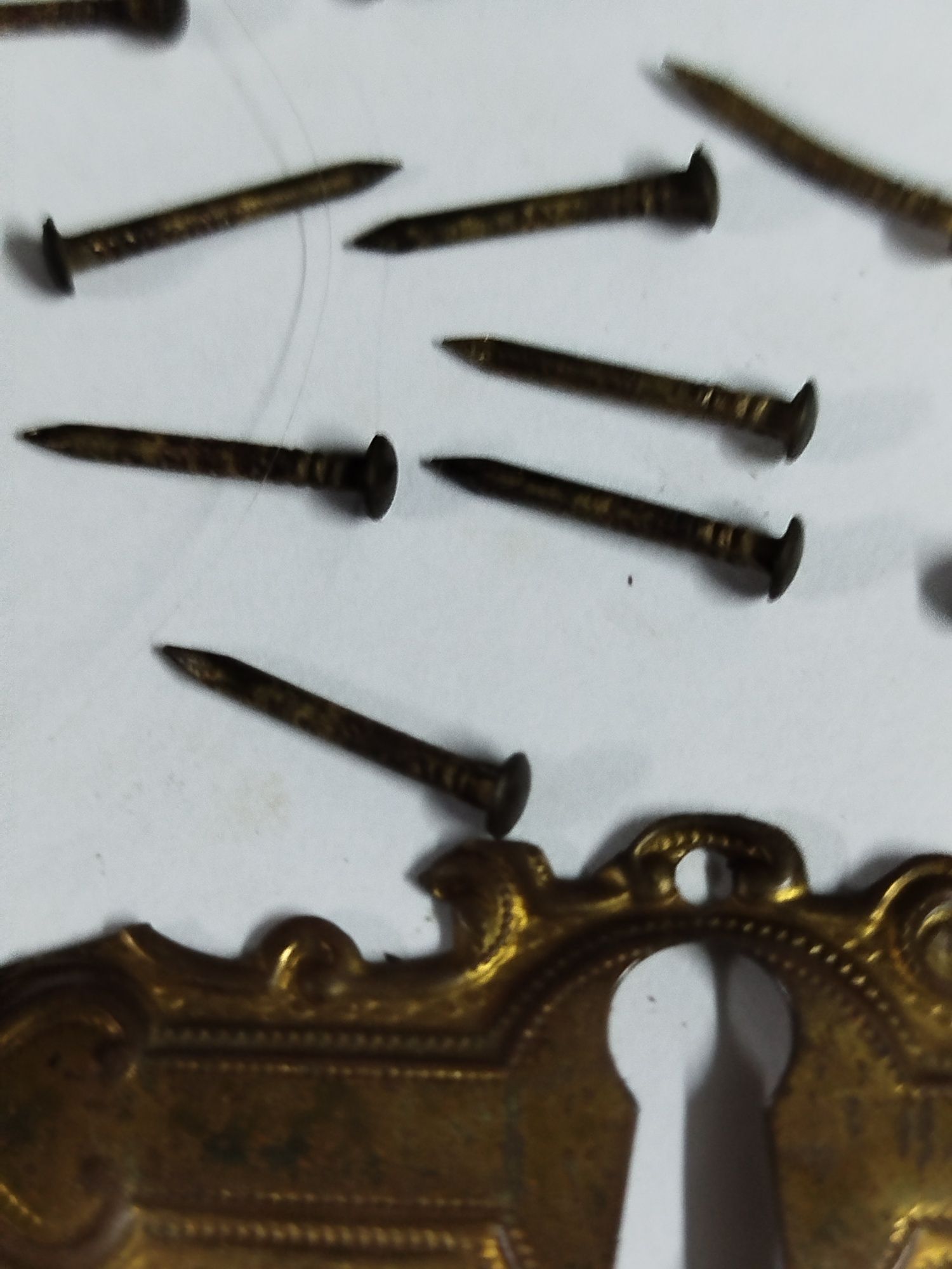 Ferragens antigas para gavetas