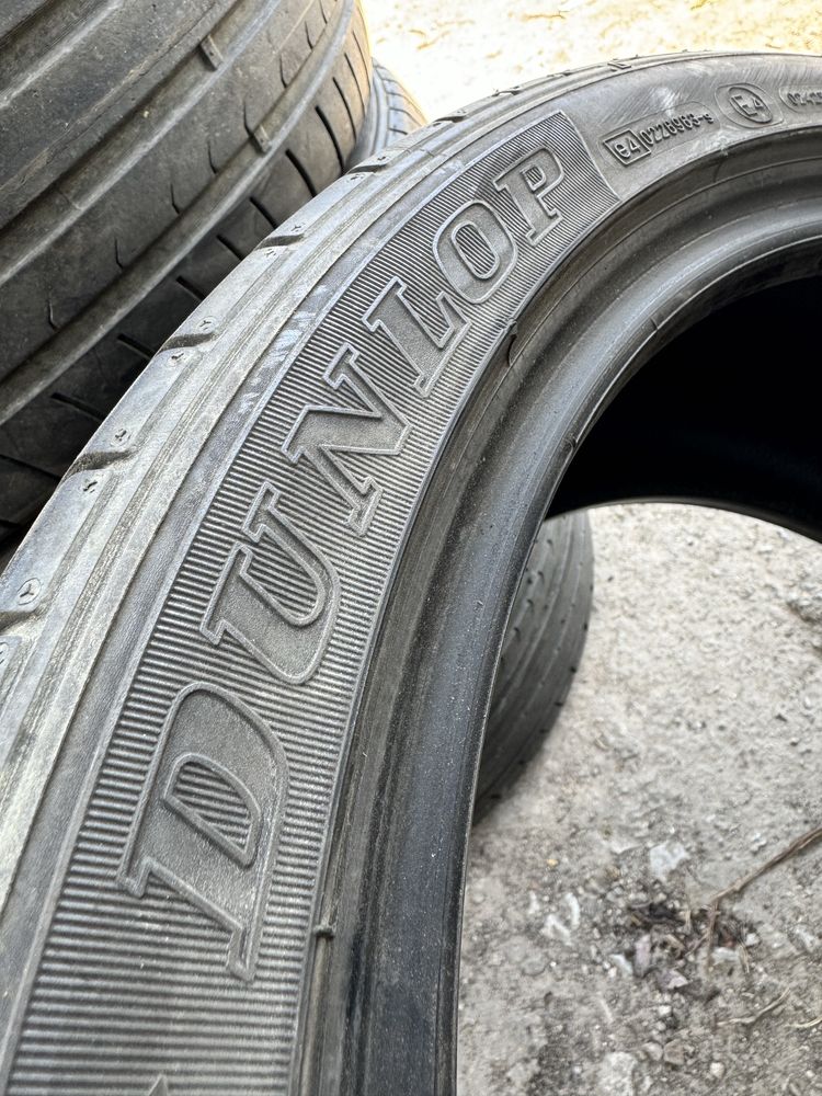 225/40/18 Dunlop-4шт