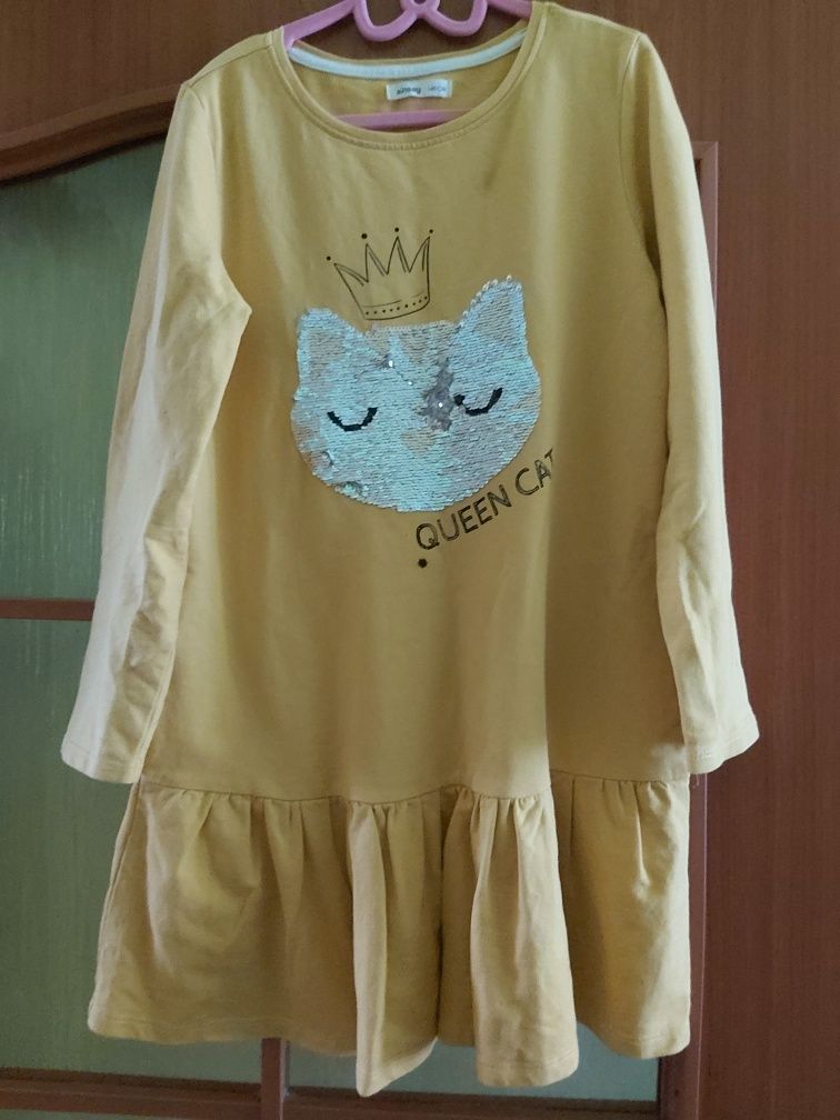 Sukienka cekinowy kotek