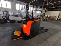 Wózek paletowy TOYOTA BT LPE200 paleciak 2000kg podest rogi GWARANCJA