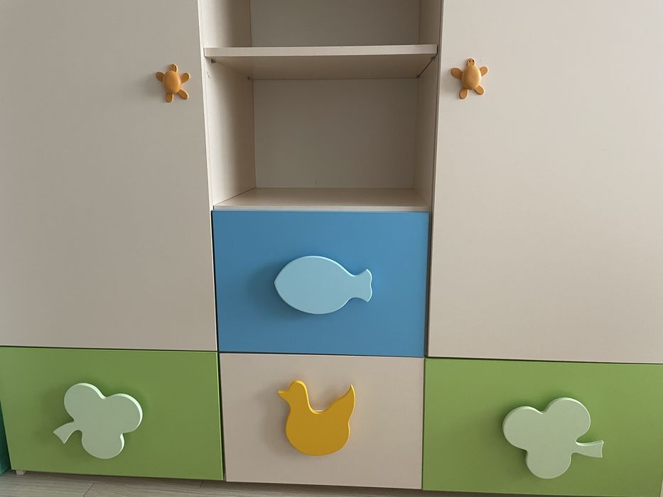 Шафа для дитячої кімнати