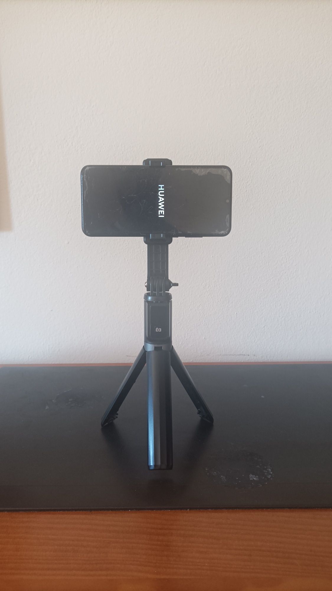 Selfie Stick + Tripod Atumtek