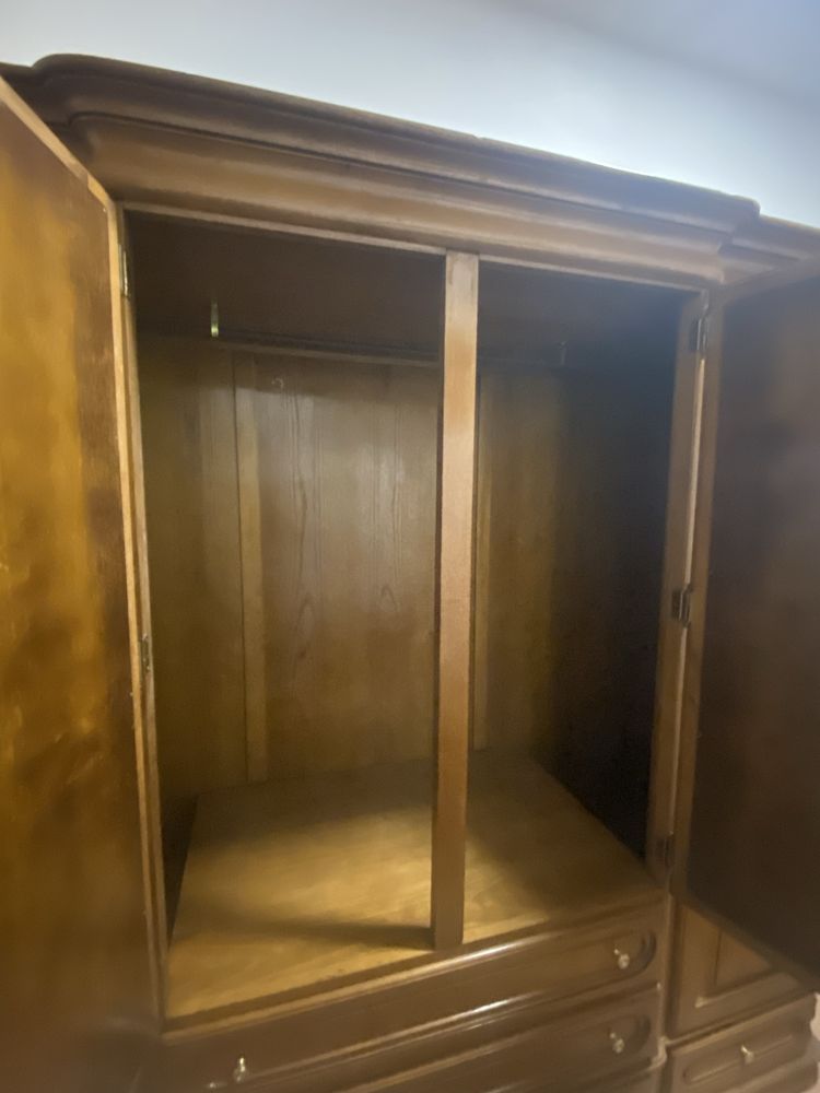 Mobilia quarto em bom estado