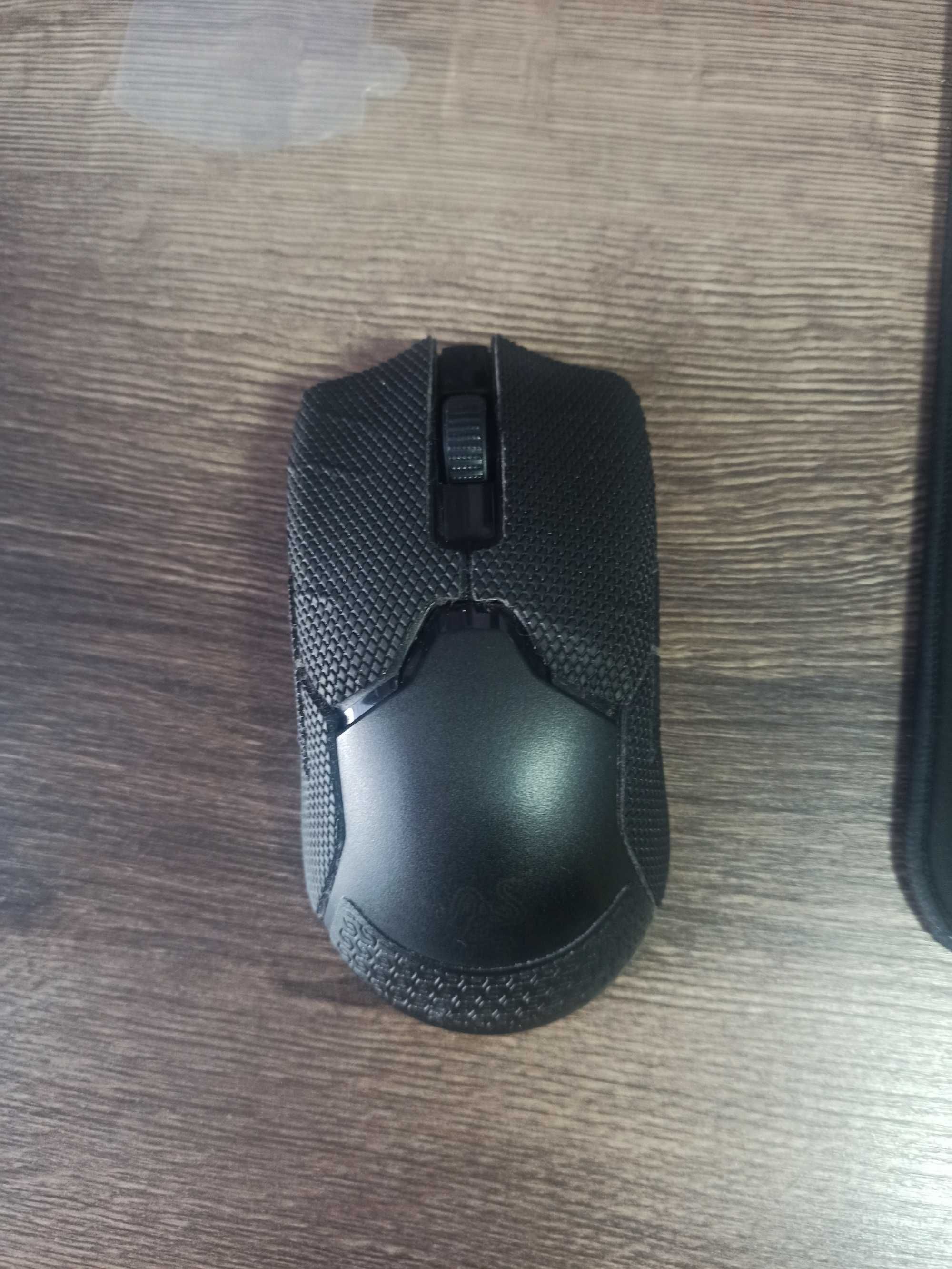 Razer Viper Ultimate Wireless + скляні глайди та гріпси