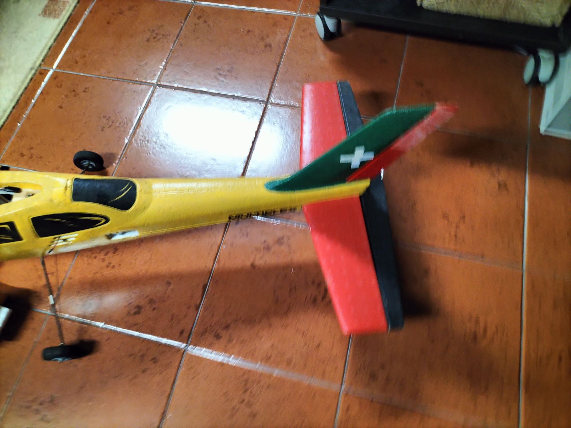 Avião RC Magister Multiplex