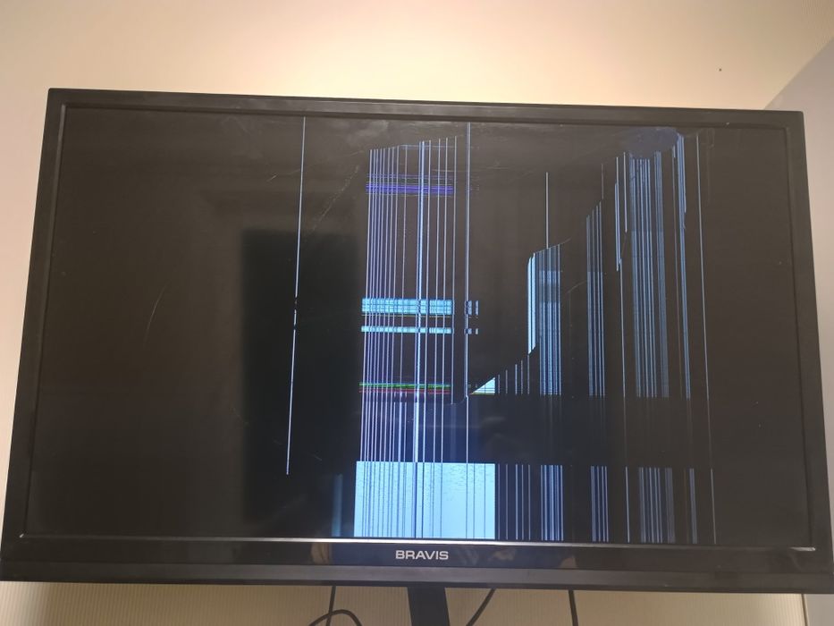 Телевизор Bravis 28