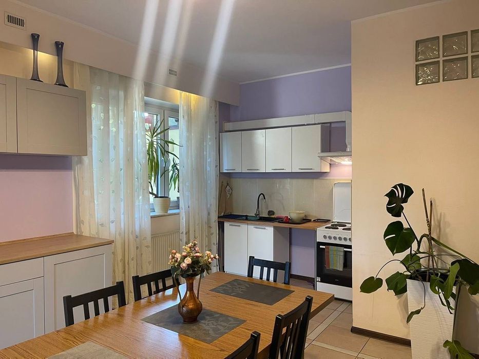 Noclegi na doby i długoterminowo NOWY Hostel Warszawa Mówimy PL RU UA