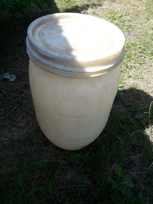 Бочка 65 литров.