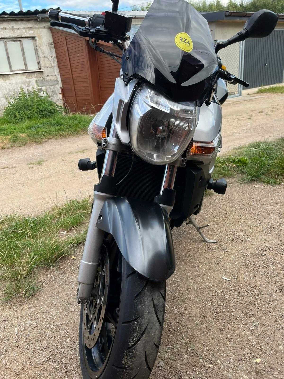 Suzuki GSR 600 rok 2008