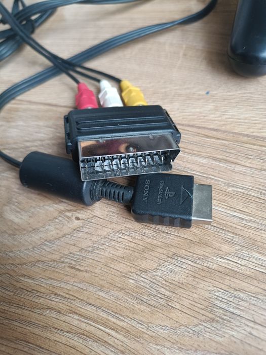 Konsola Sony PlayStation 1 slim SCPH-102 z 2 kontrolerami