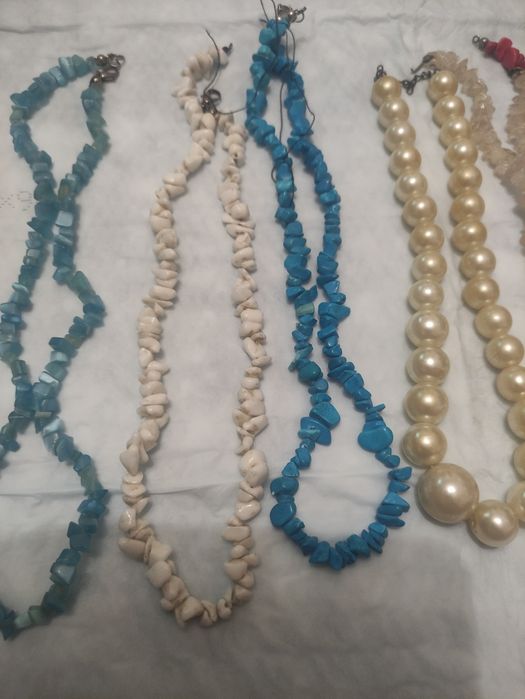 Продам бусы, покупались как натуральные камни