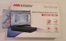 Rejestrator HD IP 4w1 AcuSesne iDS-7204HUHI-M1/X HIKVISION + dysk 1Tb