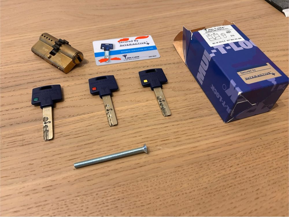 Fechadura MUL-T-LOCK