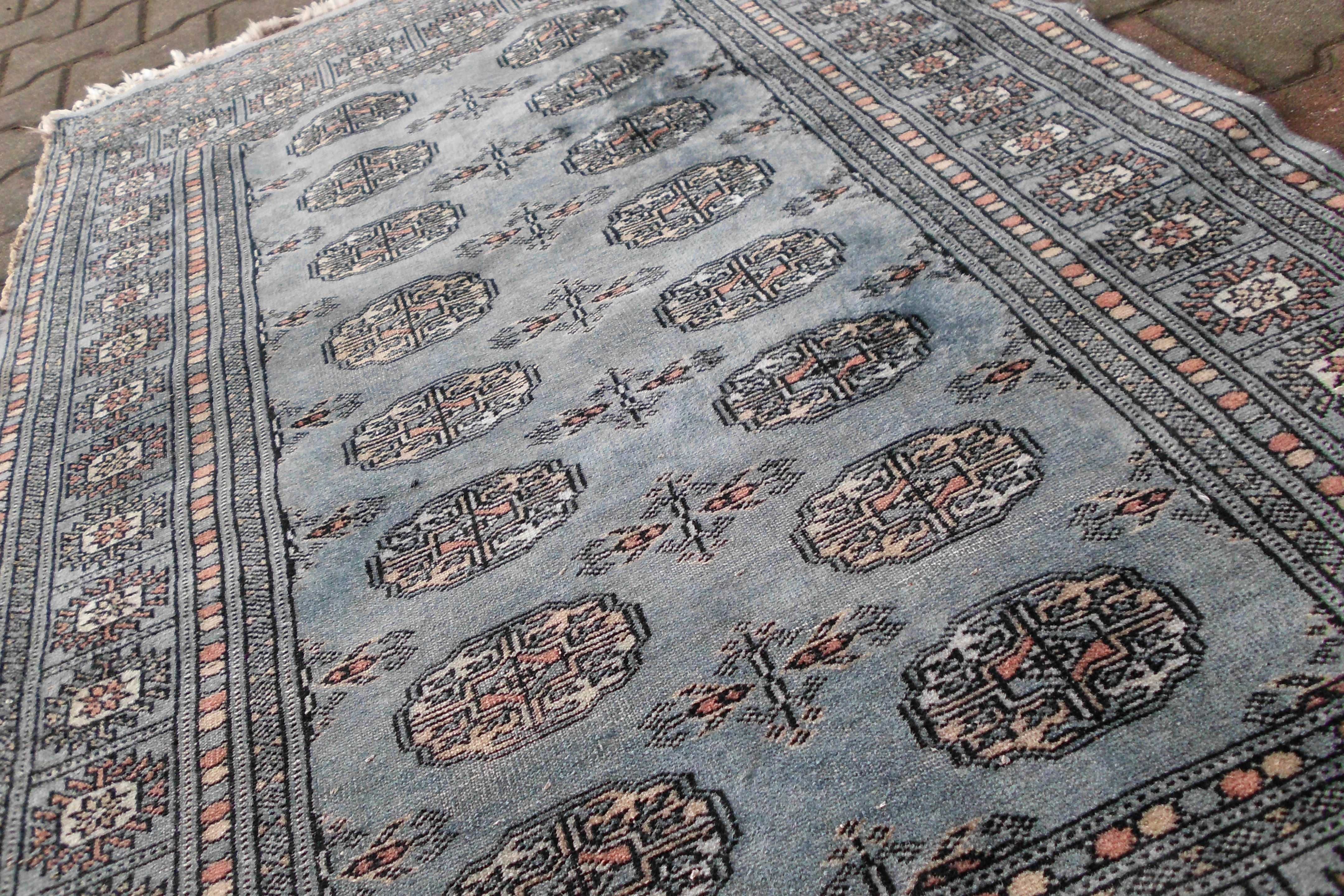 Sprzedam dywan Perski ręcznie tkany 170/90,130/80