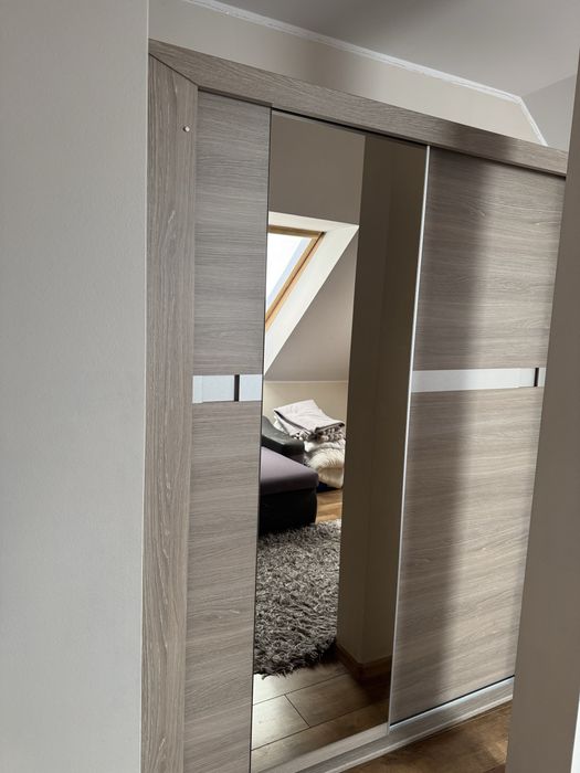 Zestaw szafka plus szafa ubraniowa