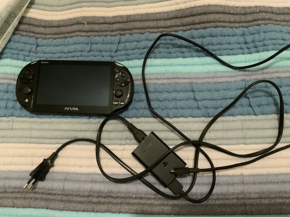 PS Vita - como nova!