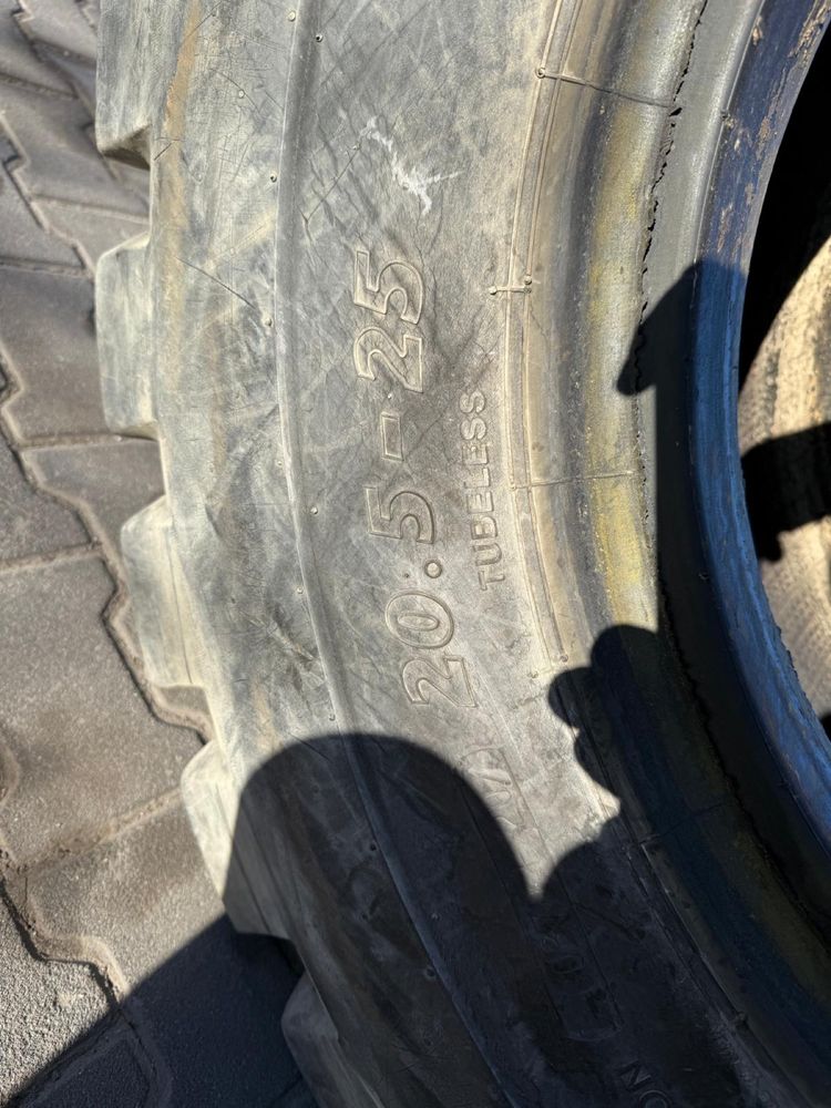 Opona 20.5 - 25
