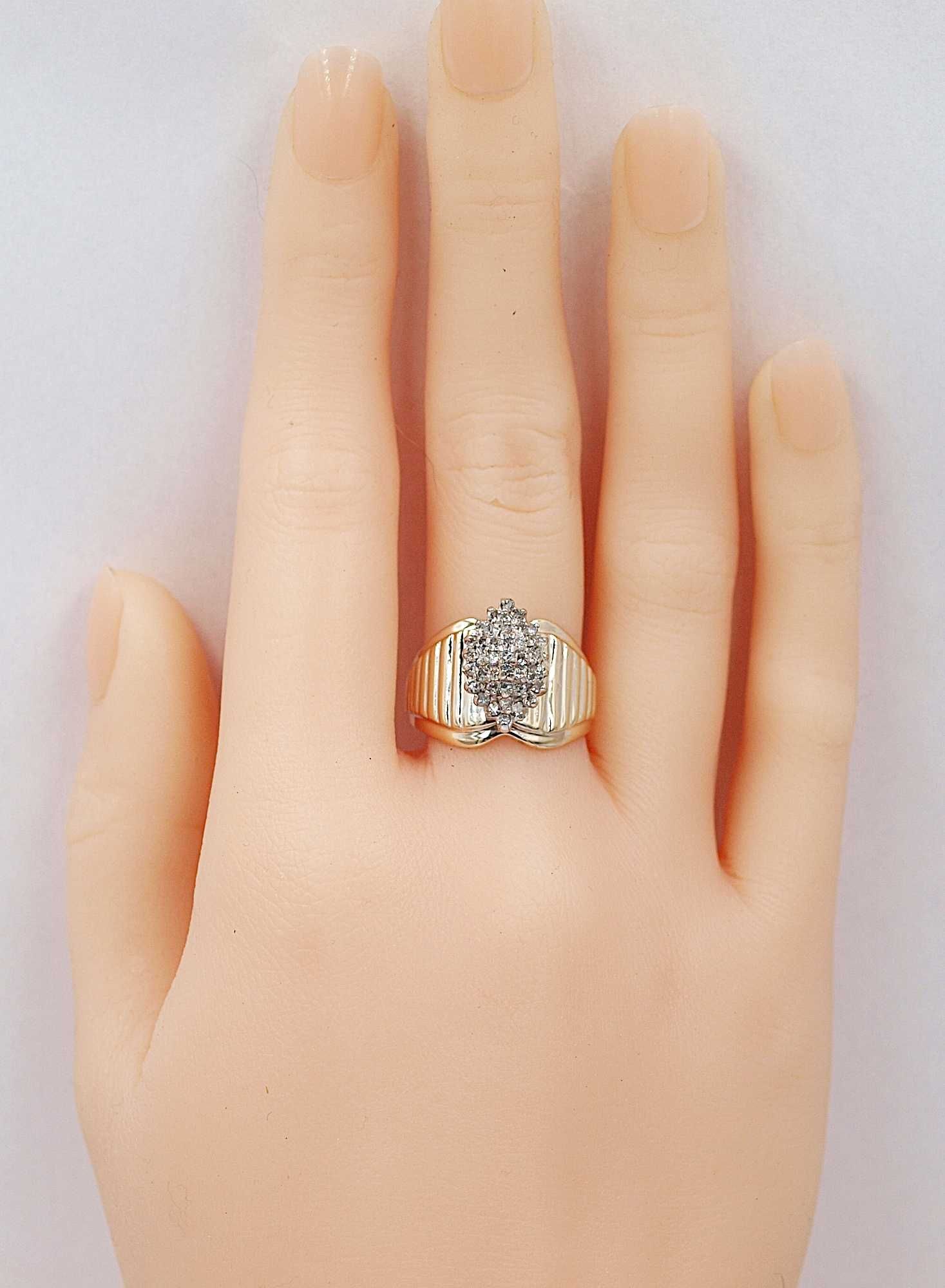 pierścionek złoto diamenty 0,58 ct 5,64 g certyfikat