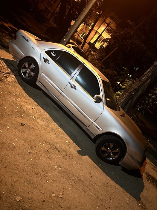 Продам мерса в нормальном состояние