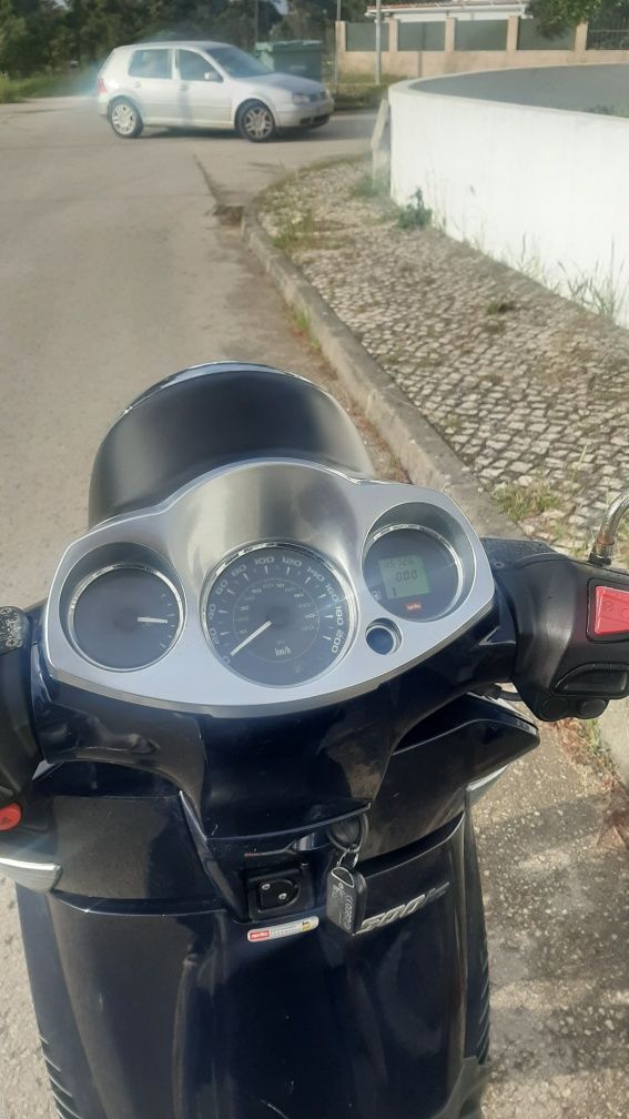 Aprilia Scarabeo 500 cc, motor piaggio