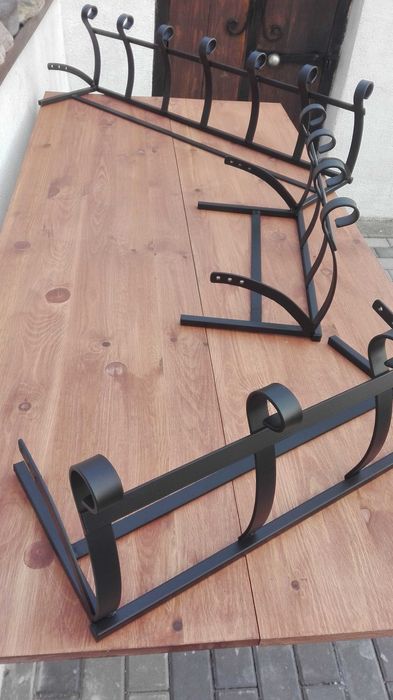 Kwietnik kuty kwiaty donice doniczki skrzynki ozdoba dekoracja