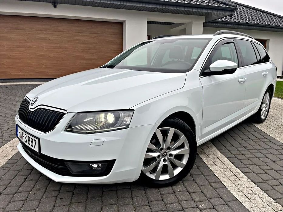 Skoda Octavia *Elegance* 1.6 TDI*110KM*Bi-xenon*Led*Półskóra*Parktronik*Mega Stan !!