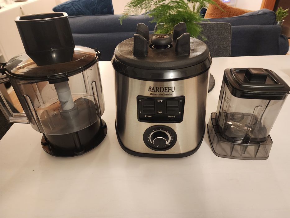 Multiprocessador de Alimentos com moedor de grãos 9500w. ÓTIMO ESTADO!