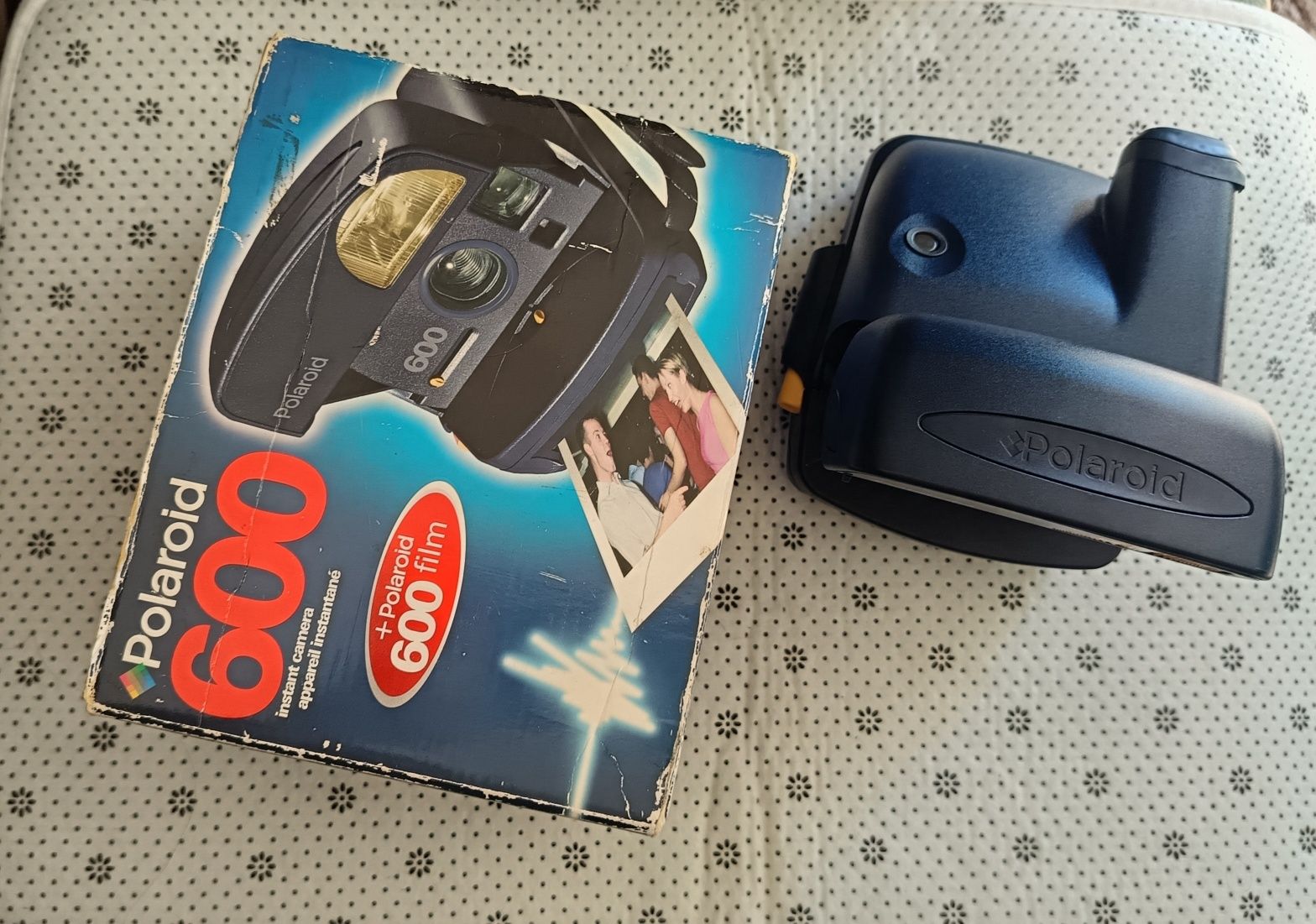 Polaroid 600 Blue