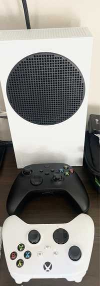 Konsola Xbox Series S kontroler