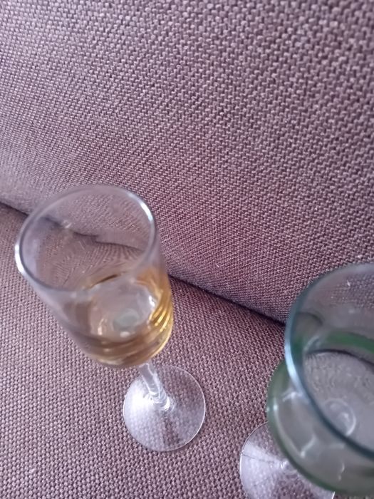 Kolorowe szkło kieliszki do likieru
