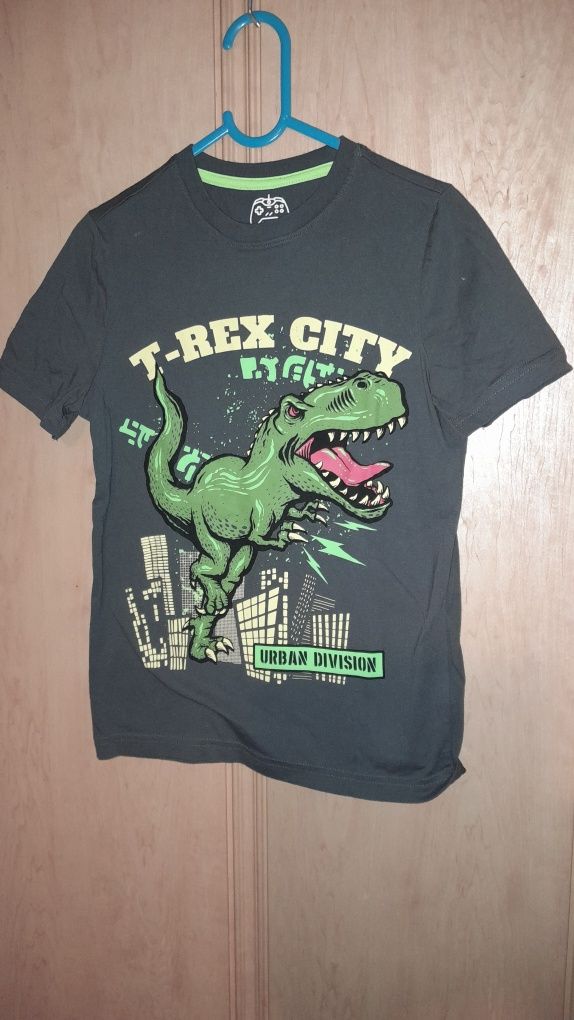 Tshirt chłopięcy t-Rex 128 cm F&F