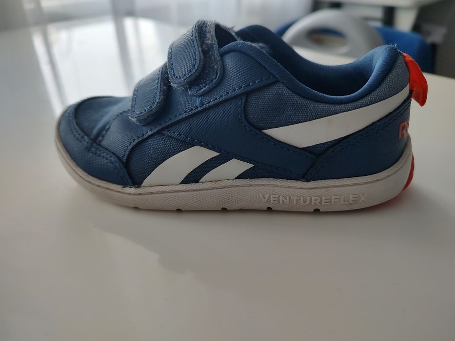 Reebok buty sportowe skóra naturalna niebieski rozmiar 23,5