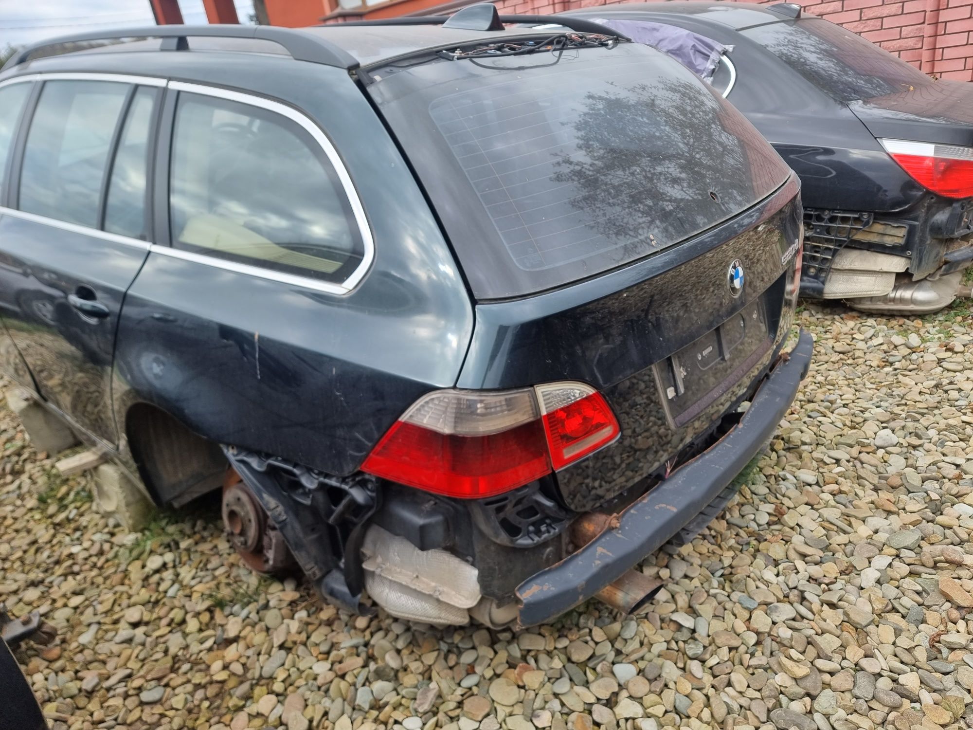 Ляда БМВ Е61 Кришка Багажника Скло BMW E61 Розборка Шрот Запчастини