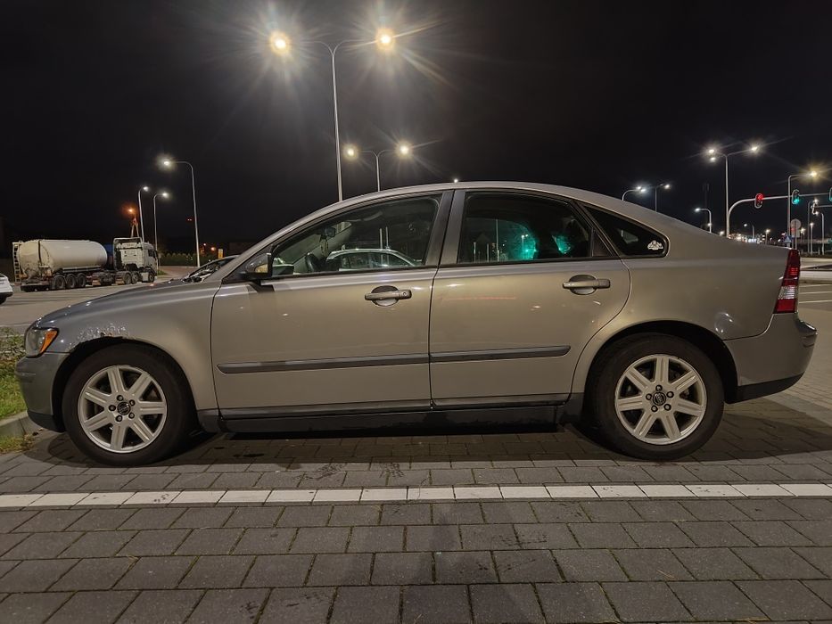 Volvo S40 II 2.0D 2004r