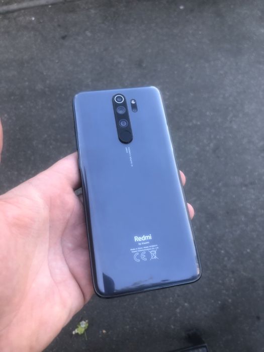 Продам Redmi note 8 pro 8 128