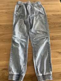 Jeansowe joggery rozm. 140