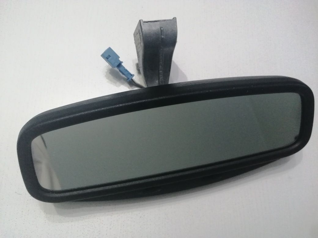 Espelho retrovisor interno viaturas PSA Peageut e Citroën