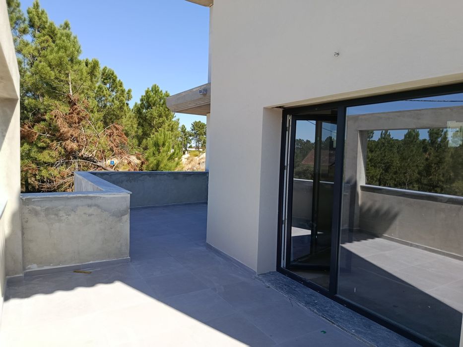 Fantásticas Moradia Isolada T4 (4 suites) no Pinhal do General 700mil