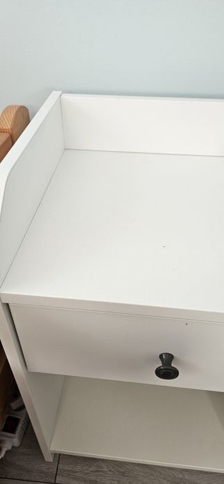 IKEA HAUGA Stolik nocny, biały 40x36 cm