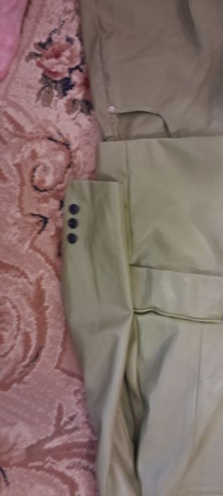 Костюм бешка єко ткань  красивого цвета