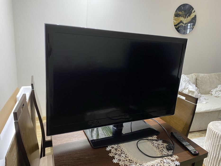 Telewizor LG 43 cal cena 250 zl