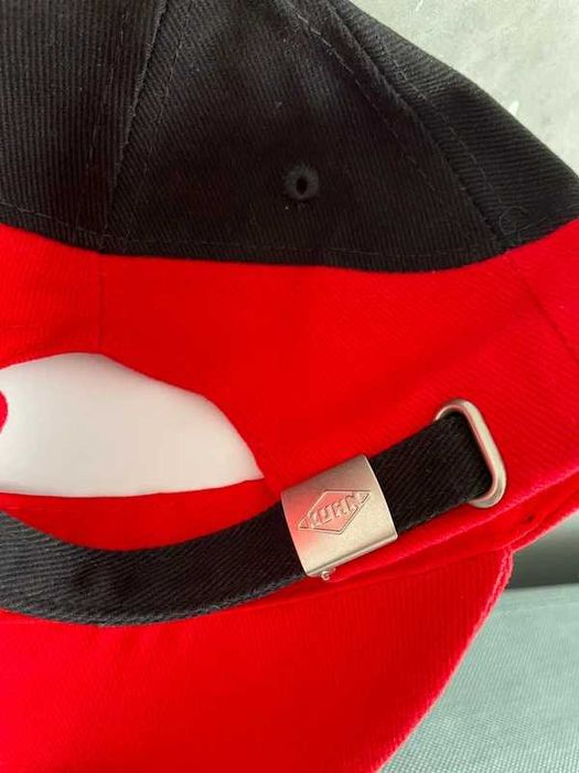 Czapka z daszkiem KUHN + smycz