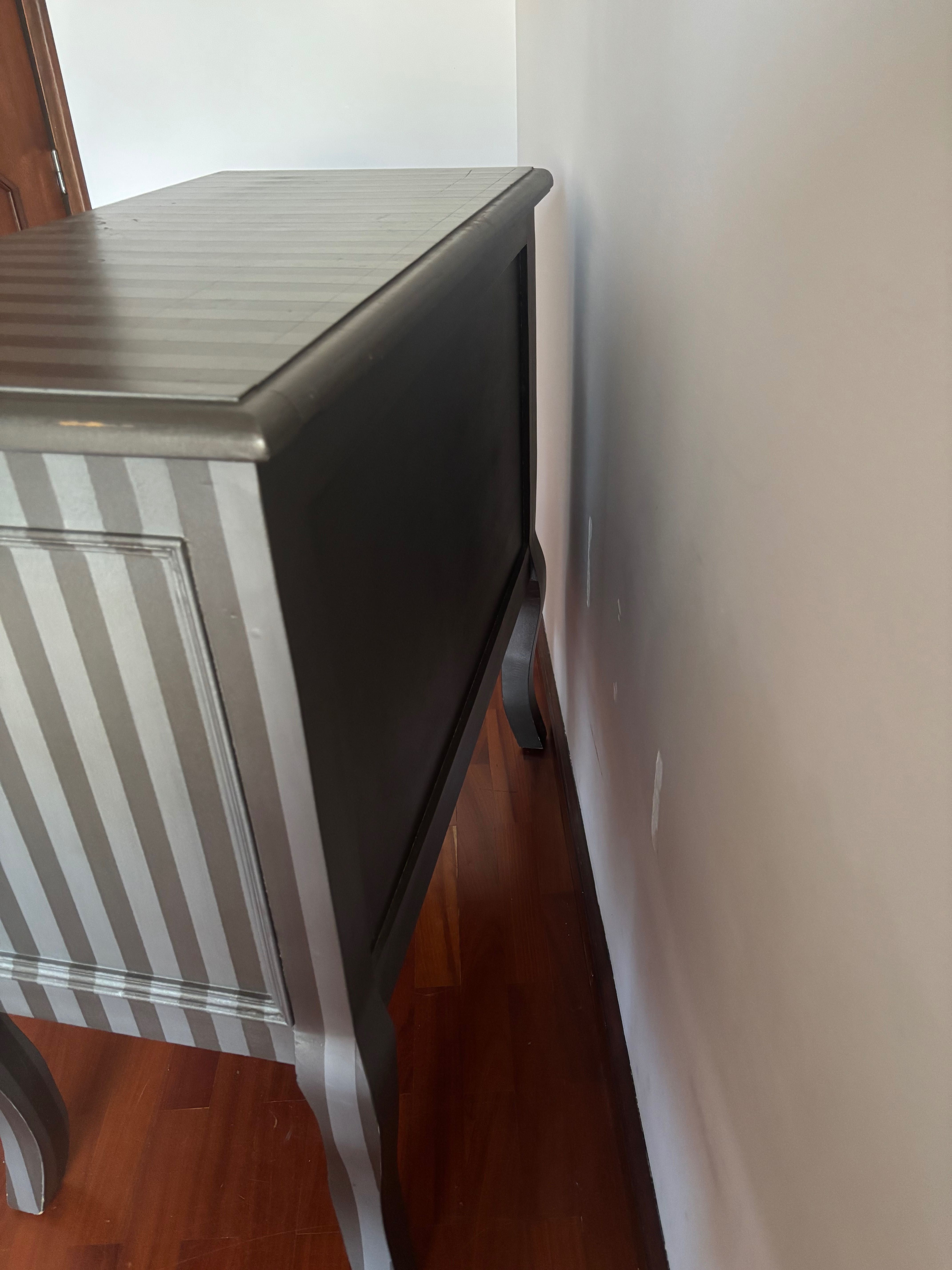 Cómoda para quarto ou hall de entrada - usado