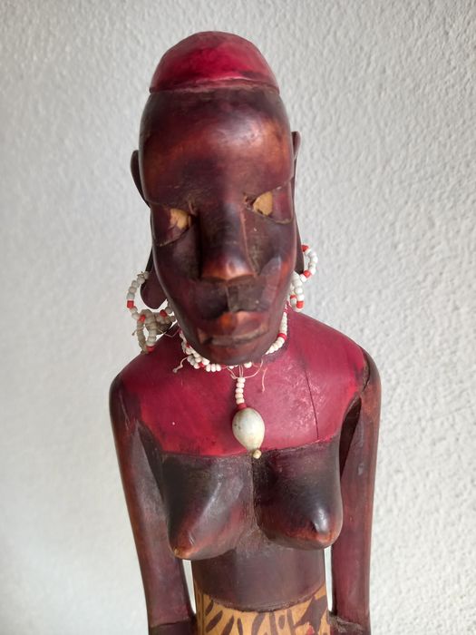 Vendo. BONECA Africana