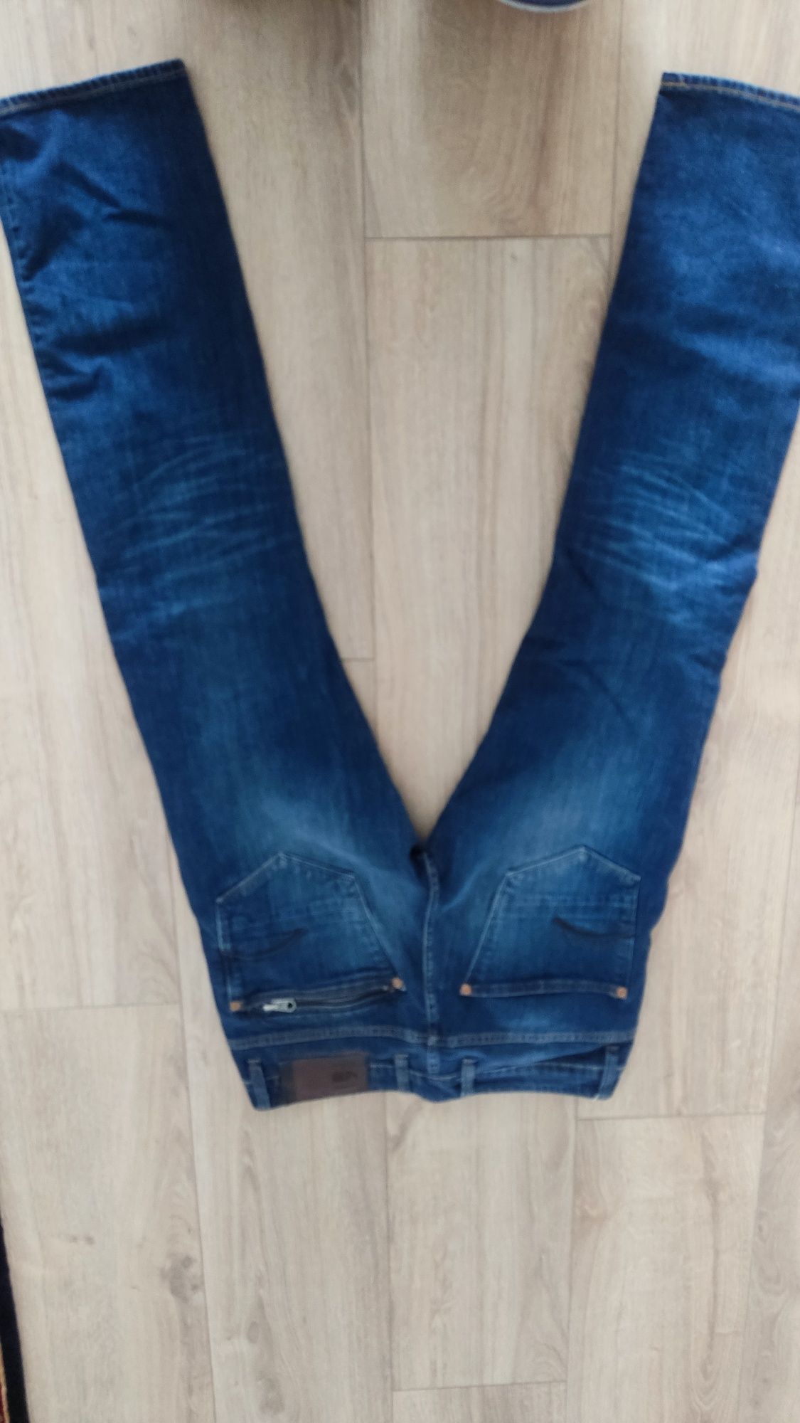 Jeansy oryginalne G-Star RAW rozmiar W29-L32